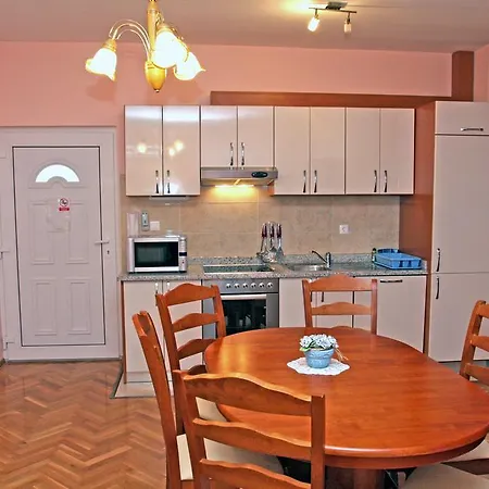 Apartmani Paula Makarska Exterior photo