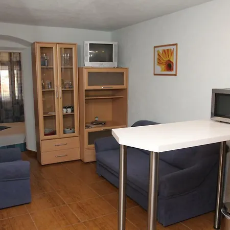 Apartmani Paula Makarska Exterior photo