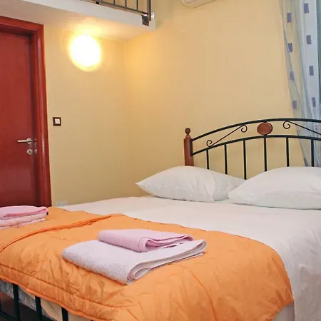 Apartmani Paula Makarska Exterior photo