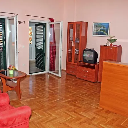 Apartmani Paula Makarska Exterior photo