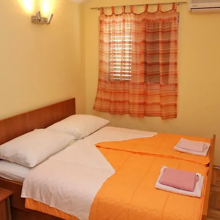Apartmani Paula Makarska Exterior photo