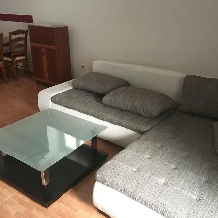 Apartmani Paula Makarska Exterior photo