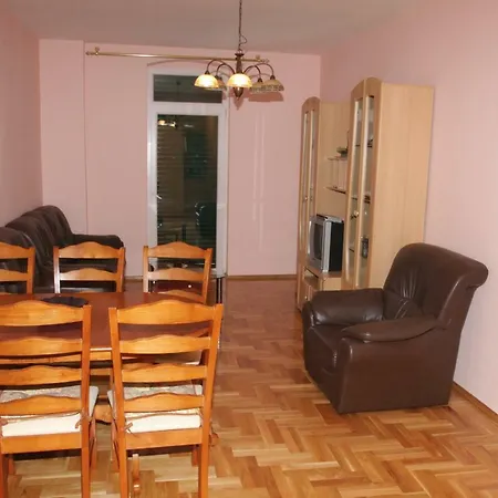 Apartmani Paula Makarska Exterior photo