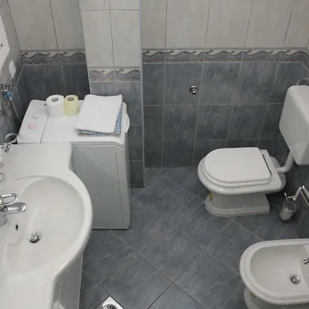 Apartmani Paula Makarska Exterior photo