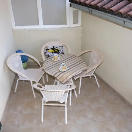 Apartmani Paula Makarska Exterior photo