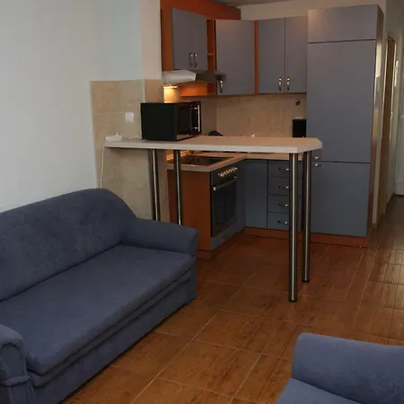 Apartmani Paula Makarska Exterior photo